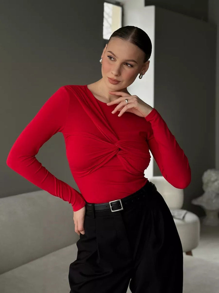 Elina™ – Elegant draperet topp med langermet design