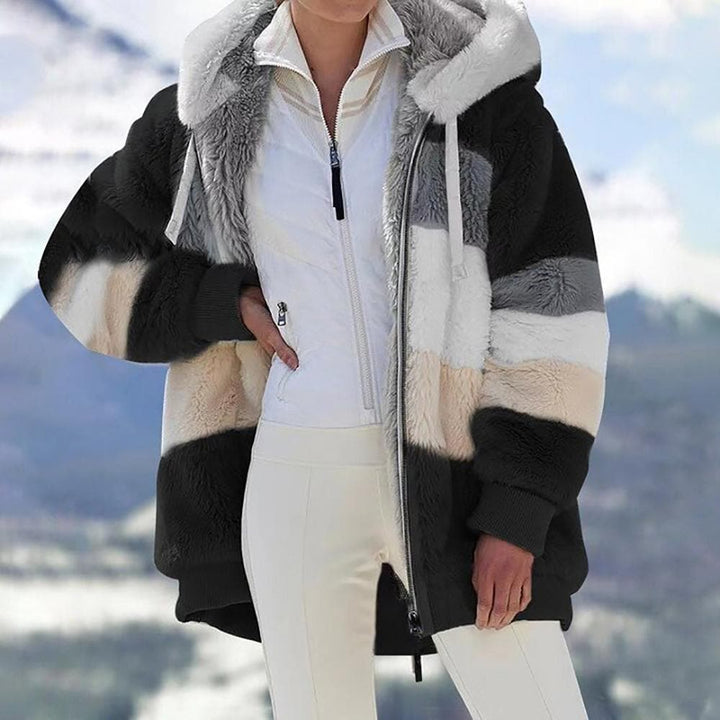 Claudia - Deilig varm, myk &amp; stilfull plysjvest med hette