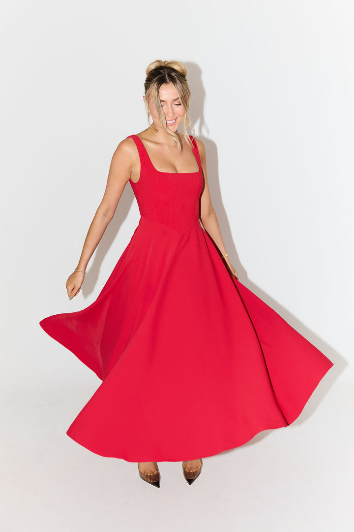 Milena™ – Minimalistisk eleganse i en tidløs kjole